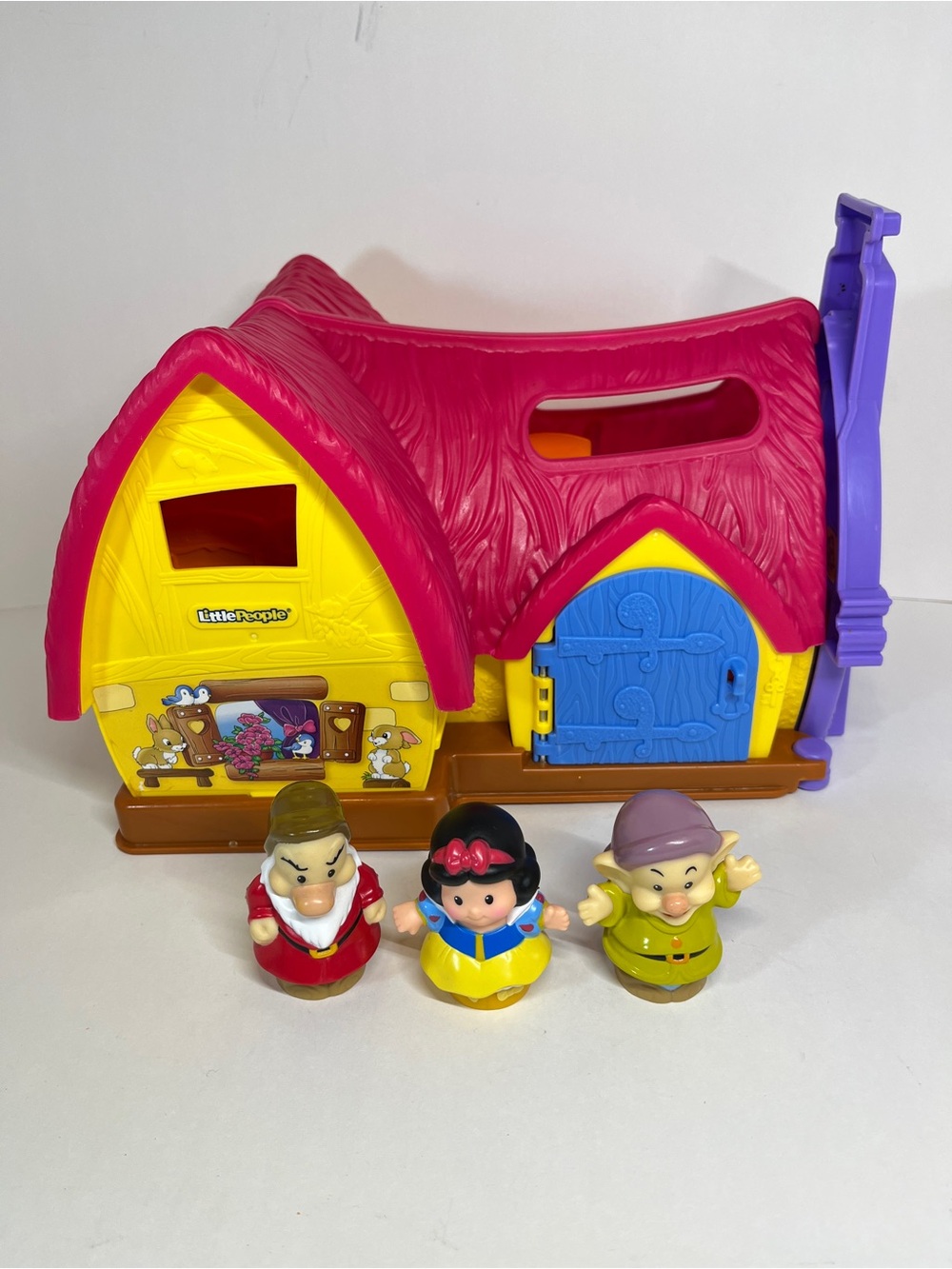2012 Little People Disney Snow White & The 7 Dwarfs Playset Cottage Talkers